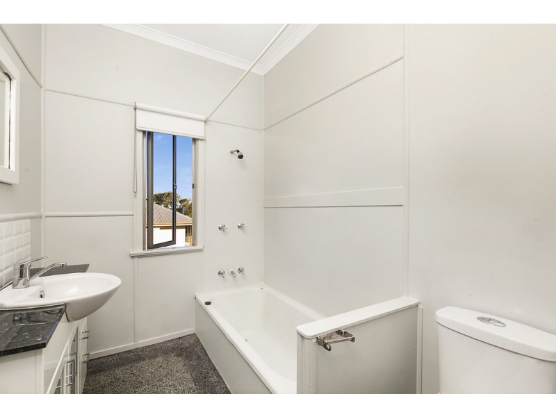 96 MCFADDEN STREET, Wynnum QLD 4178