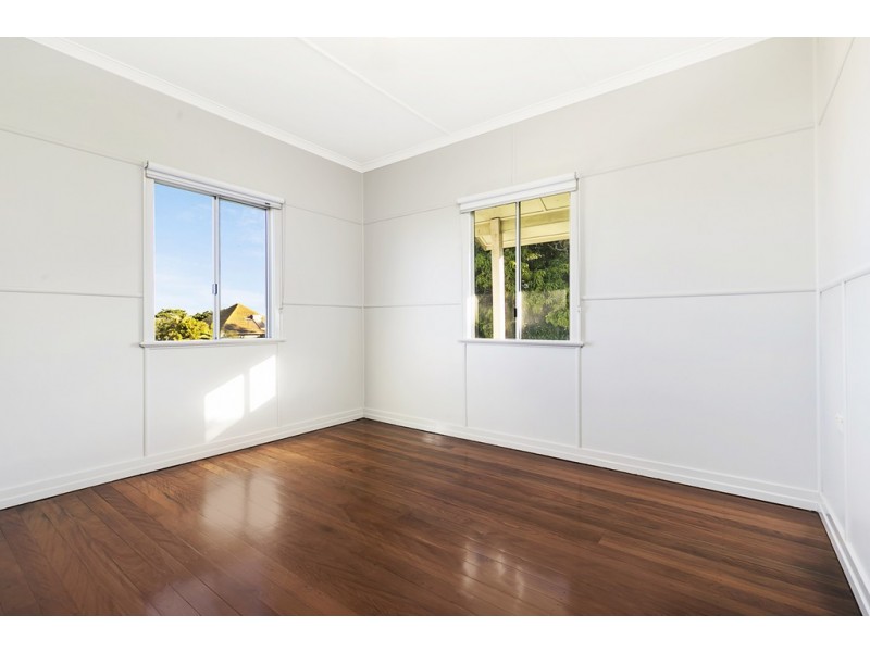 96 MCFADDEN STREET, Wynnum QLD 4178