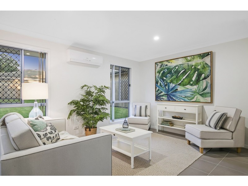 72 MILFOIL STREET, Manly West QLD 4179