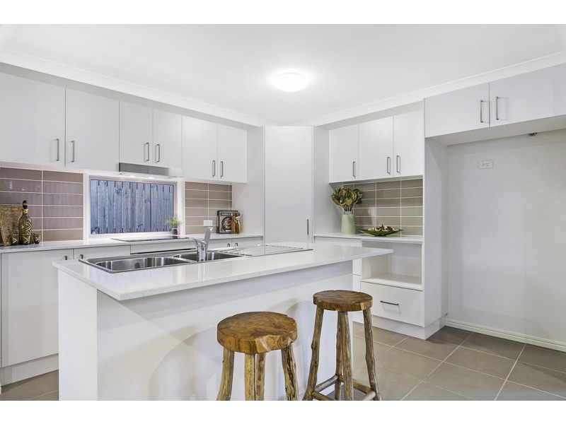 72 MILFOIL STREET, Manly West QLD 4179