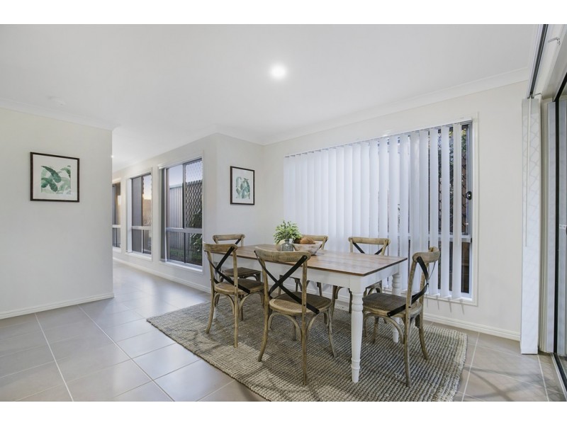 72 MILFOIL STREET, Manly West QLD 4179