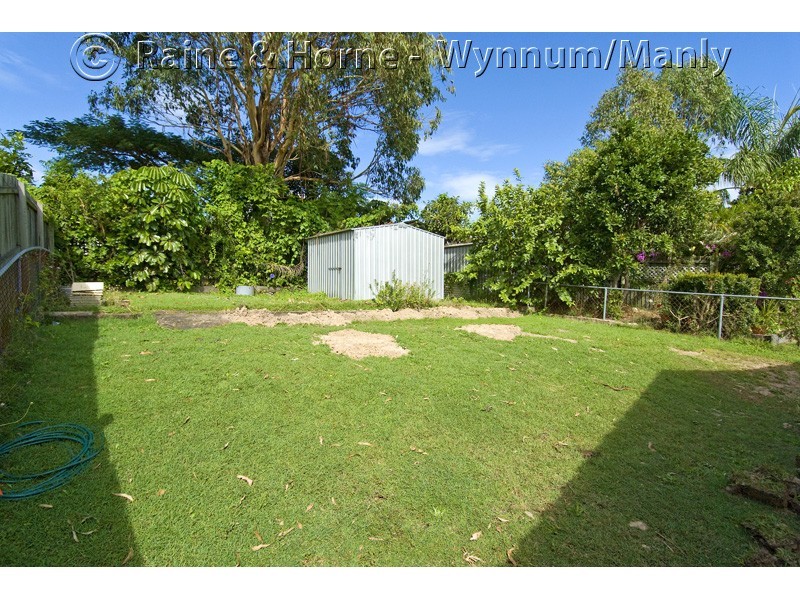 24 Radius Street, Wynnum QLD 4178