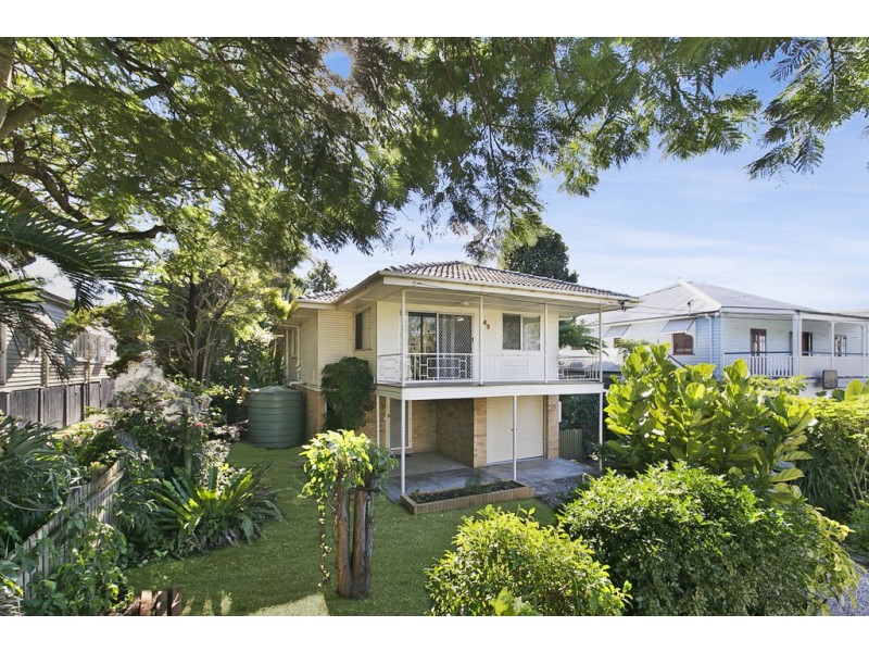 49 TAMAREE AVENUE, Wynnum QLD 4178