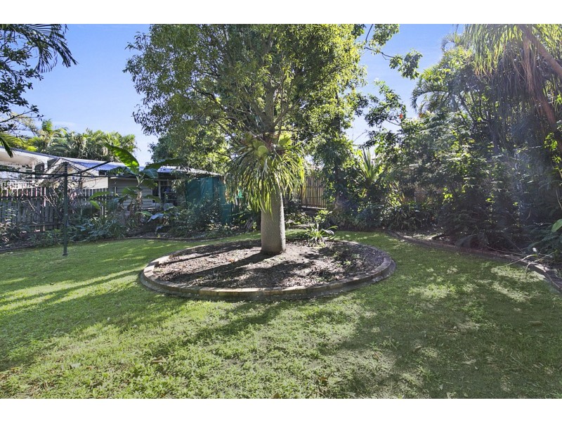 49 TAMAREE AVENUE, Wynnum QLD 4178