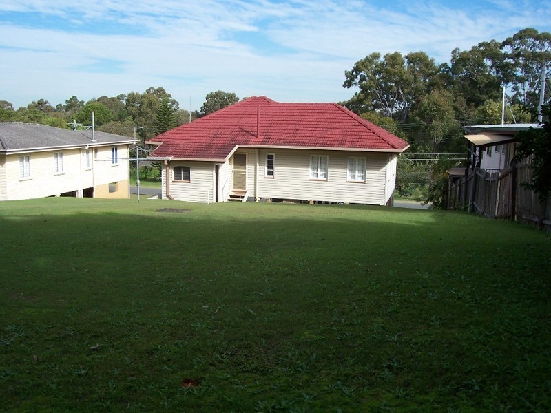 122 Alastair Street, Lota QLD 4179