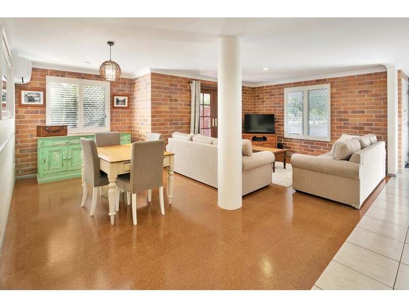 176 BLACKWOOD ROAD, Manly West QLD 4179