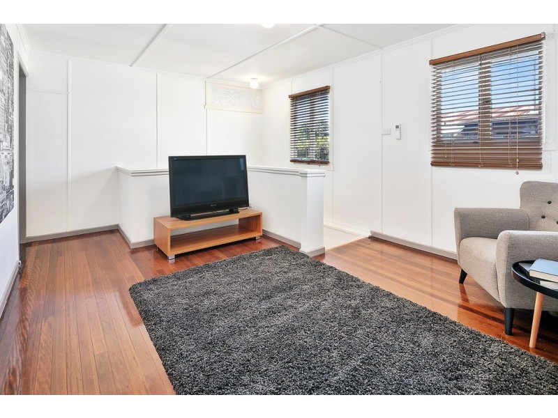 176 BLACKWOOD ROAD, Manly West QLD 4179