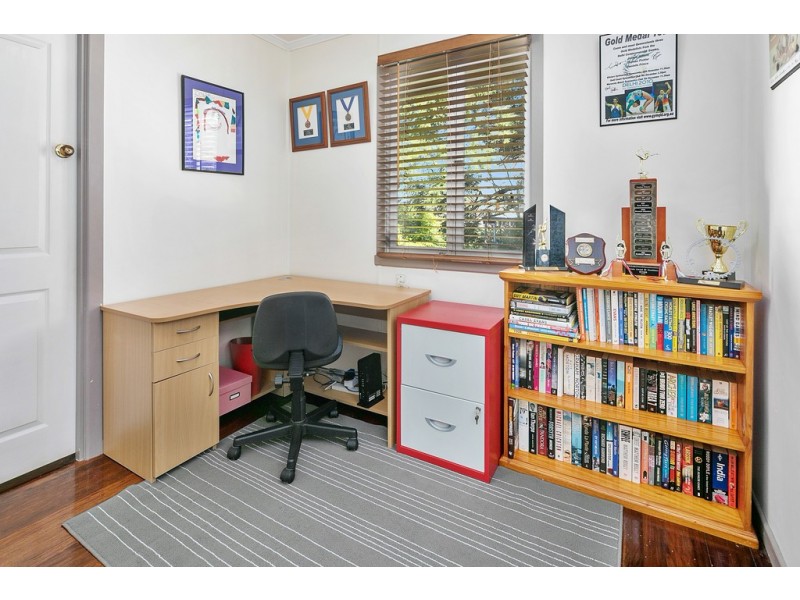 176 BLACKWOOD ROAD, Manly West QLD 4179