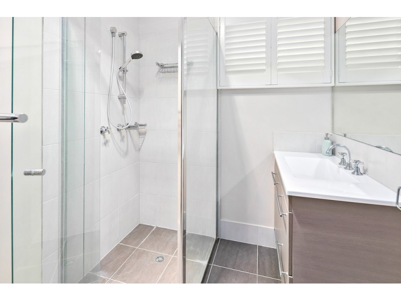 176 BLACKWOOD ROAD, Manly West QLD 4179