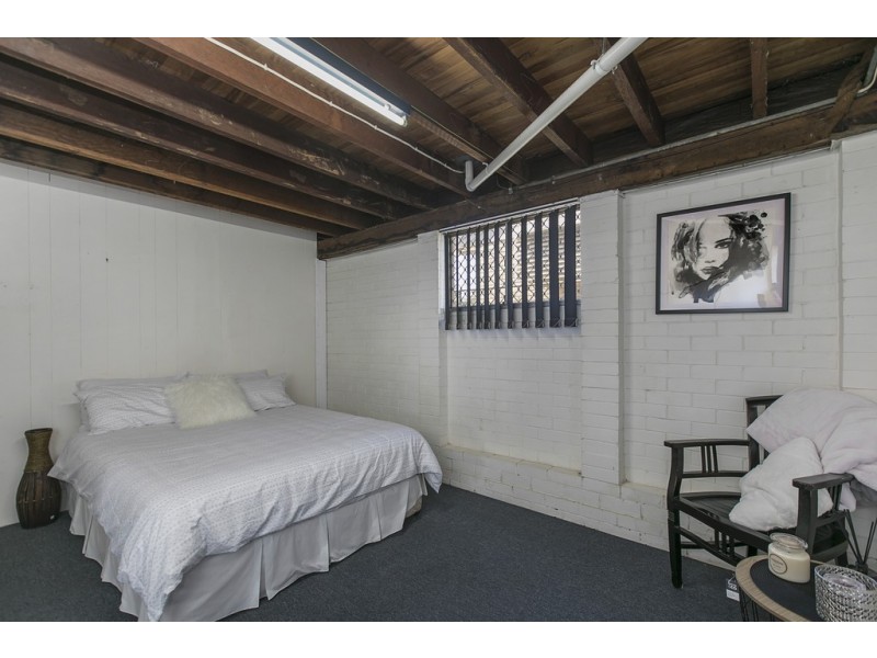 222 PRESTON ROAD, Wynnum West QLD 4178