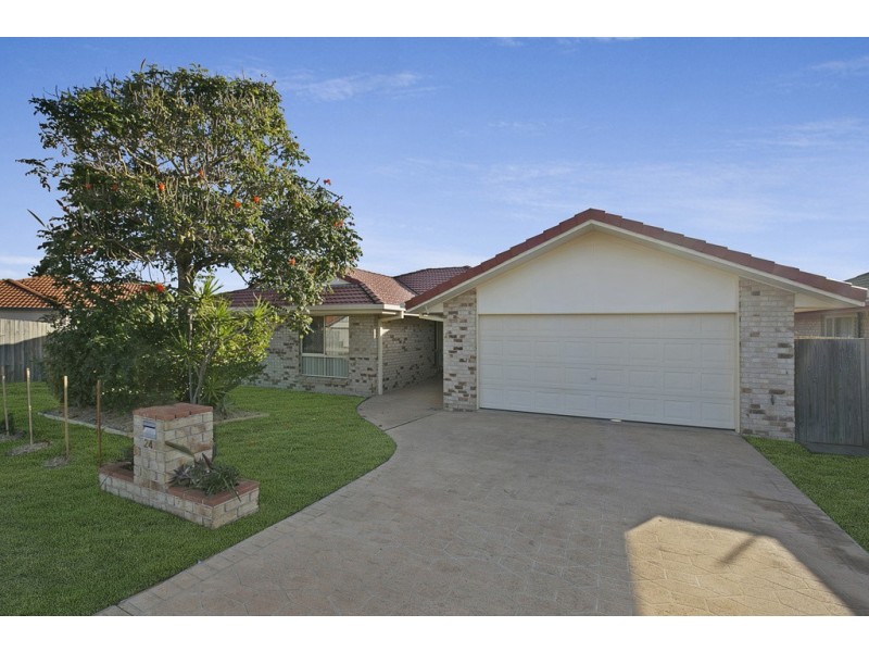 24 Tracey Street, Wynnum West QLD 4178