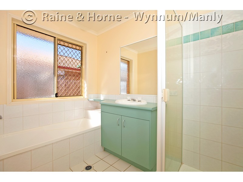 10 Magdalene Street, Wynnum West QLD 4178
