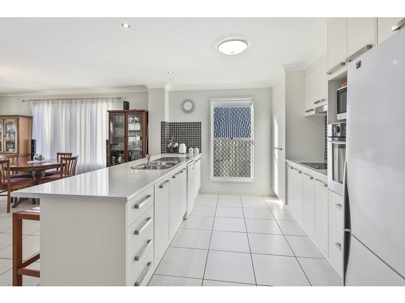 101 KAMARIN STREET, Manly West QLD 4179