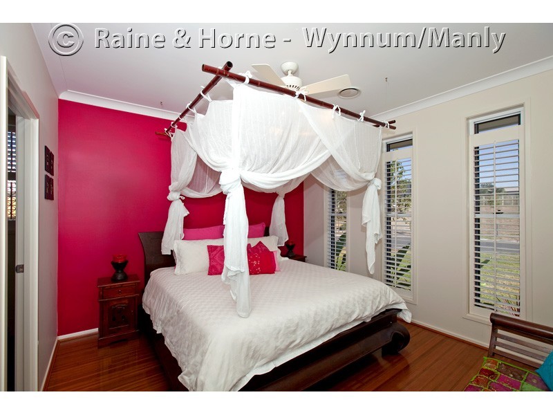 15 Treetop Place, Manly West QLD 4179