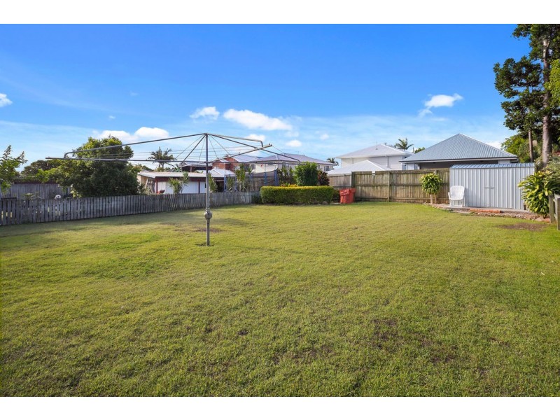 21 FAINE STREET, Manly West QLD 4179