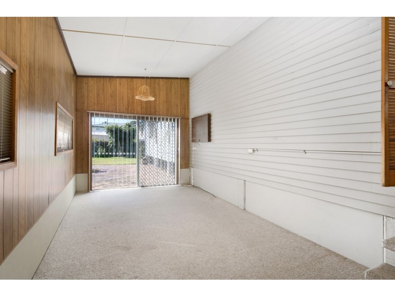 2 TULKARA STREET, Manly West QLD 4179