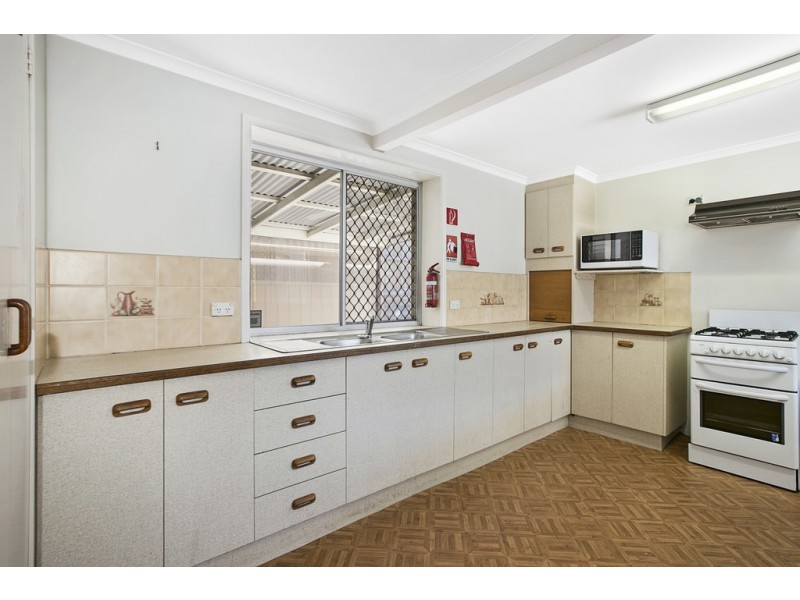 13 WILDE STREET, Wynnum QLD 4178