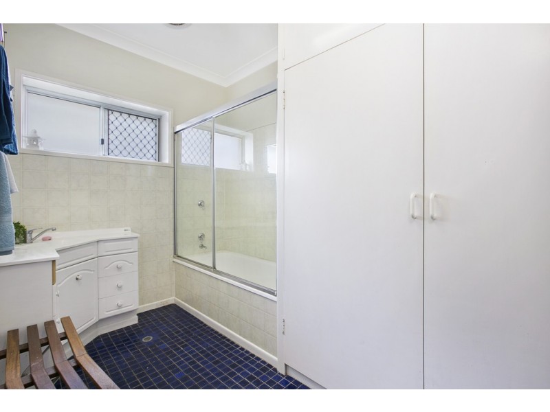 13 WILDE STREET, Wynnum QLD 4178