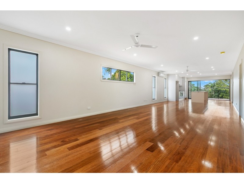 21a Barrinia Street, Manly QLD 4179
