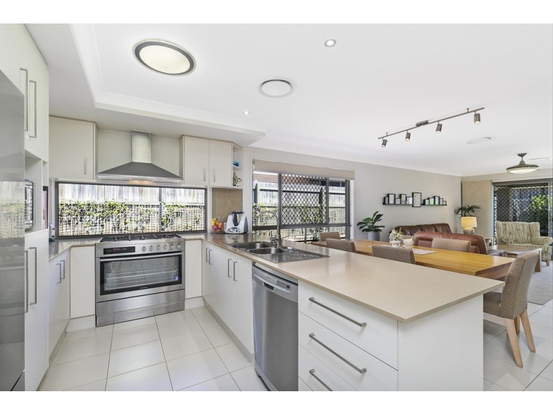 45 SCHOONER CIRCUIT, Manly West QLD 4179