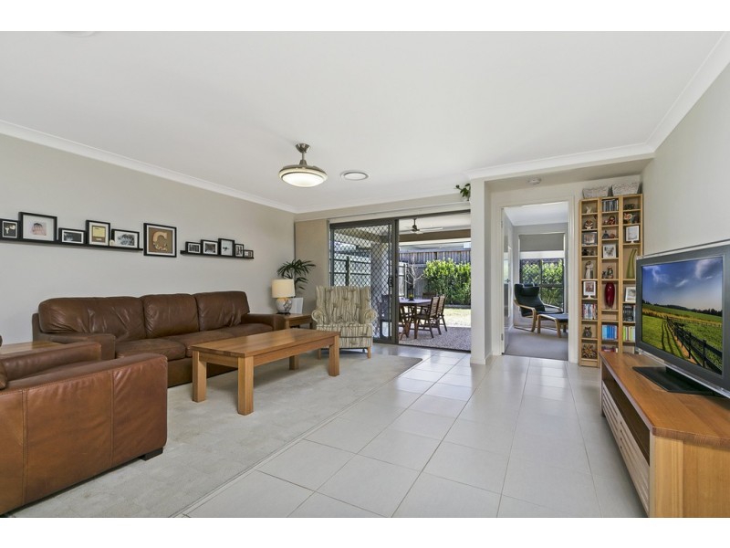 45 SCHOONER CIRCUIT, Manly West QLD 4179