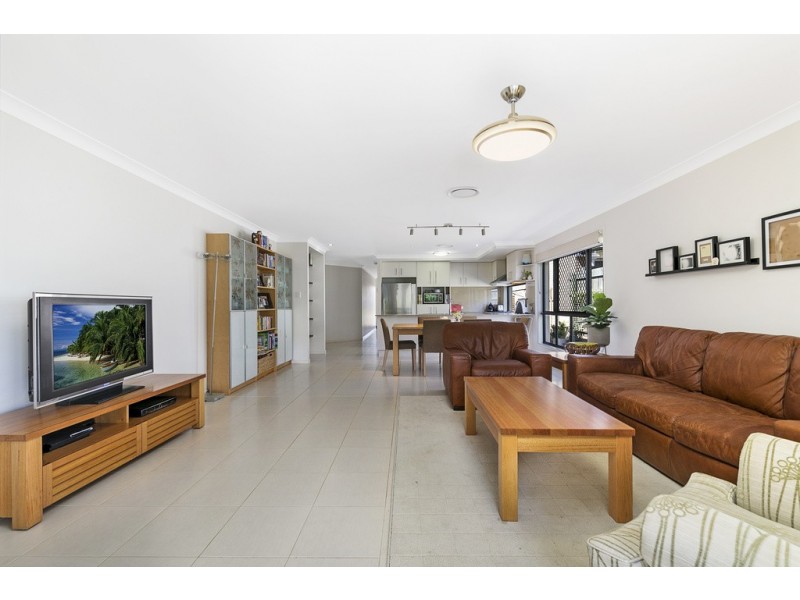 45 SCHOONER CIRCUIT, Manly West QLD 4179