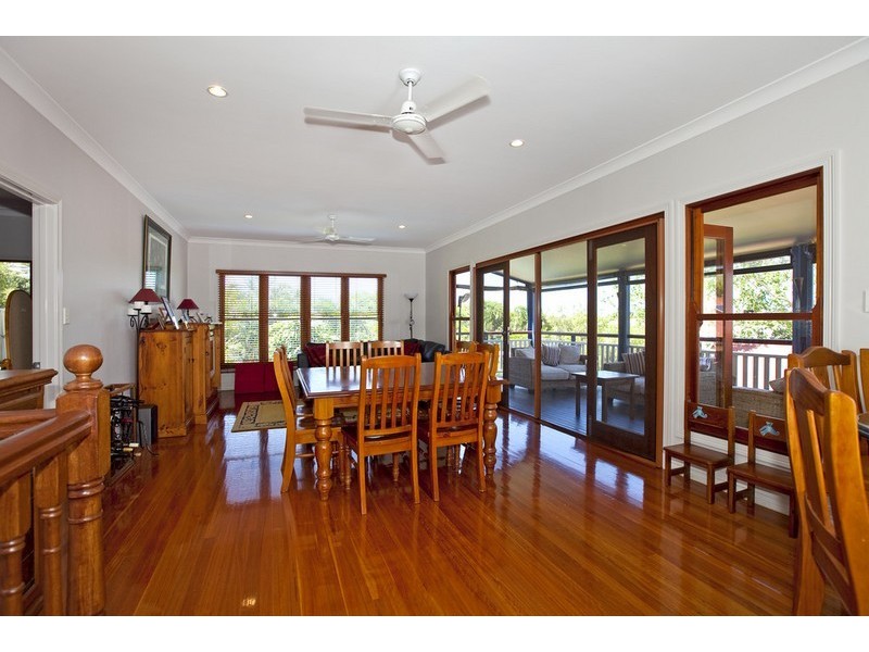 37 Southwick Street, Wynnum QLD 4178