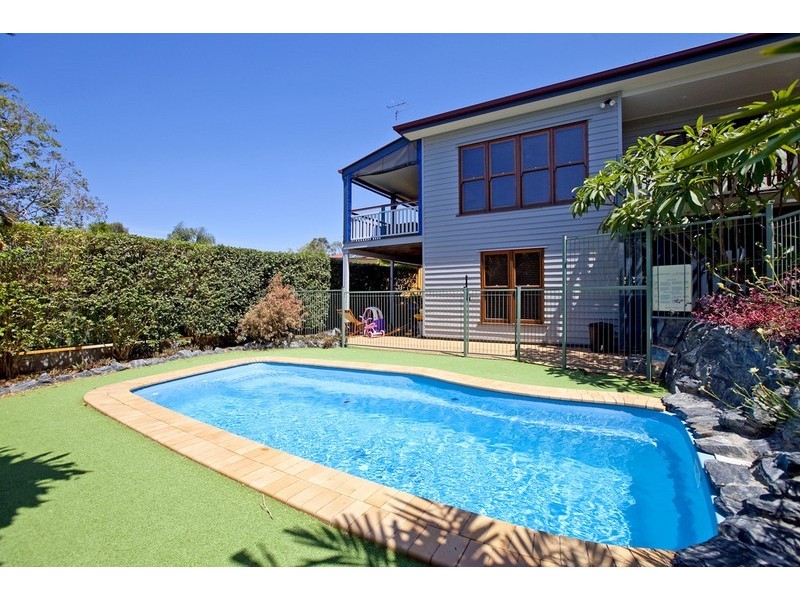 37 Southwick Street, Wynnum QLD 4178