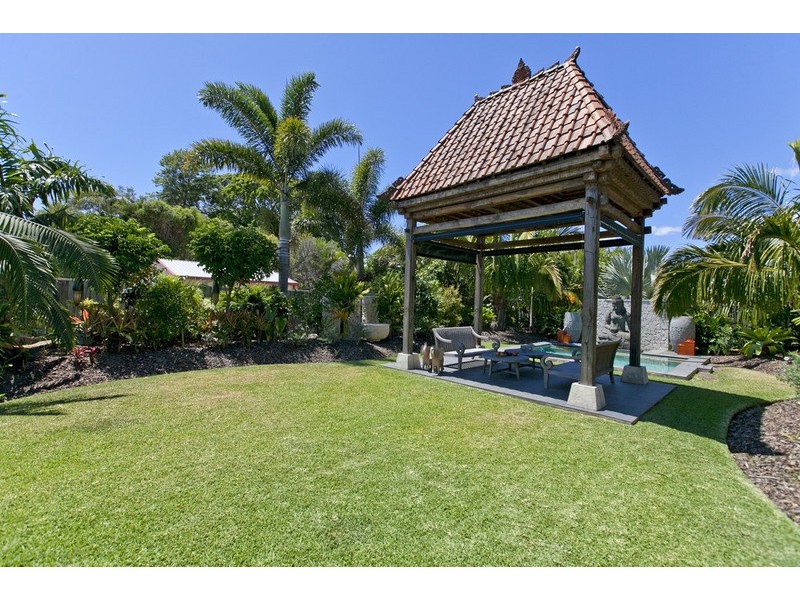 24 Alkoomie Street, Wynnum QLD 4178