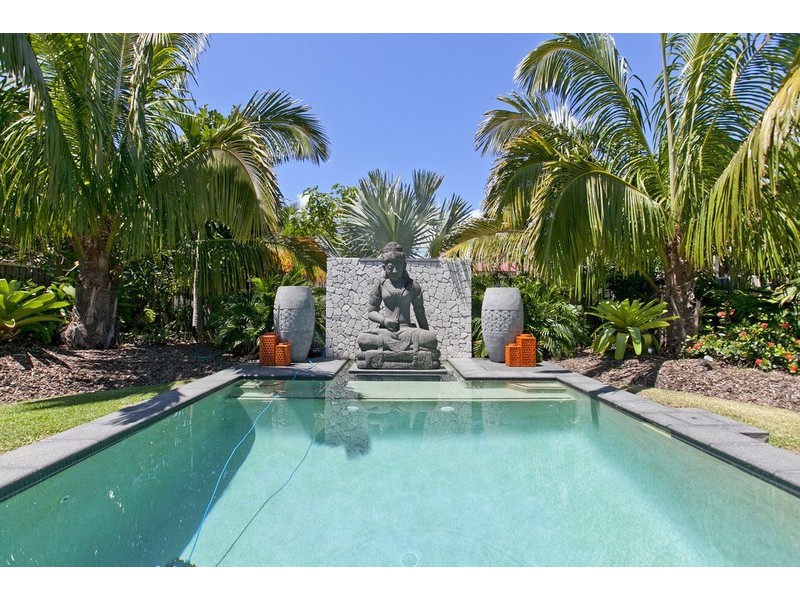 24 Alkoomie Street, Wynnum QLD 4178