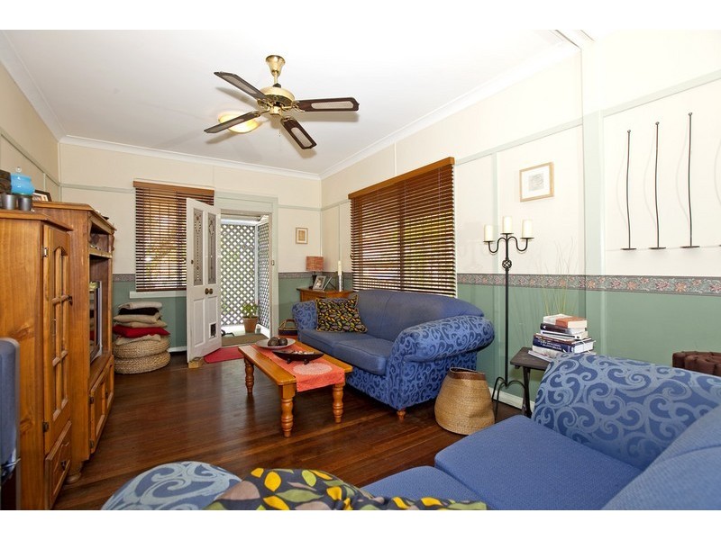 53 Parkview Ave, Wynnum QLD 4178