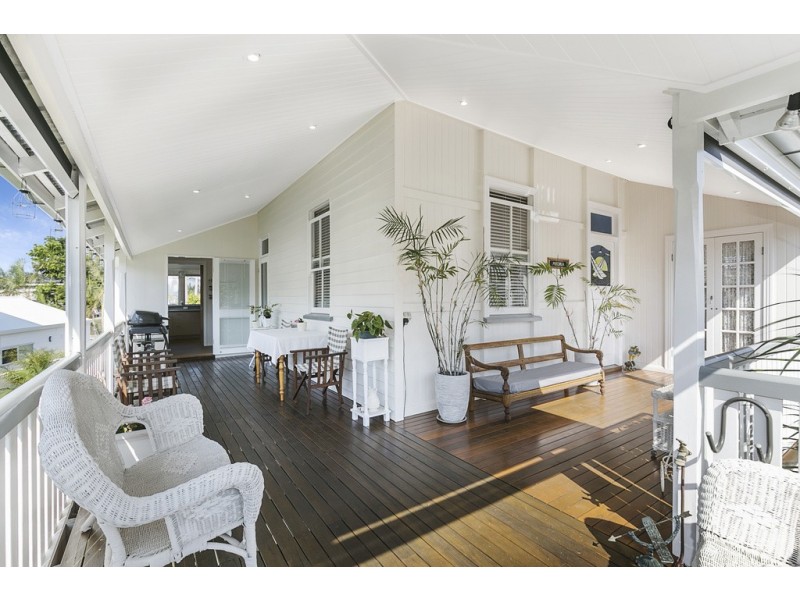 128 Boswell Terrace, Manly QLD 4179