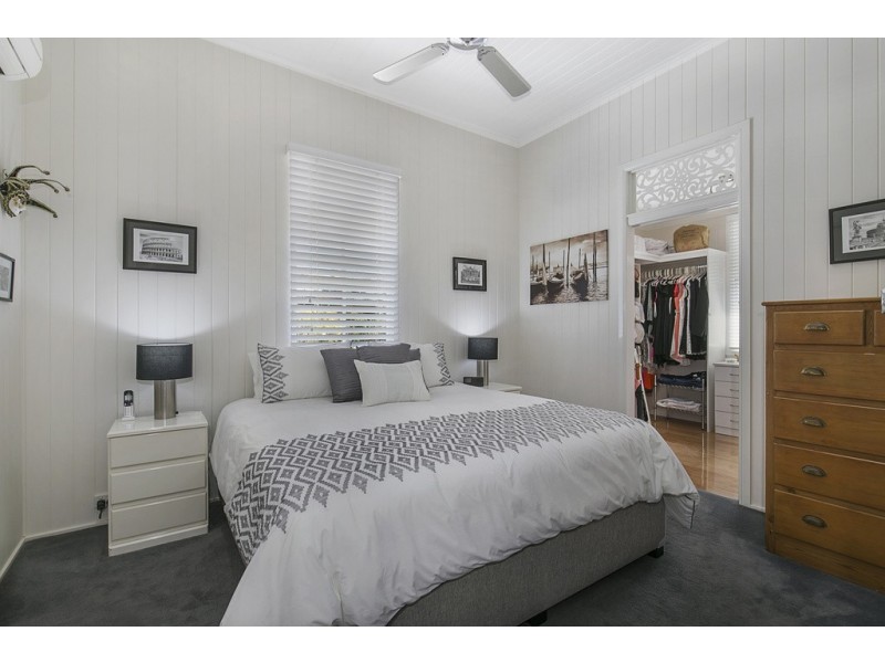 128 Boswell Terrace, Manly QLD 4179