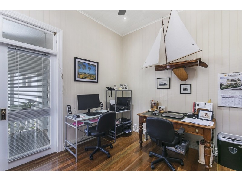 128 Boswell Terrace, Manly QLD 4179