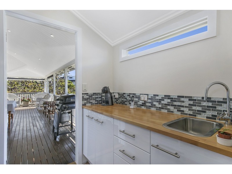128 Boswell Terrace, Manly QLD 4179