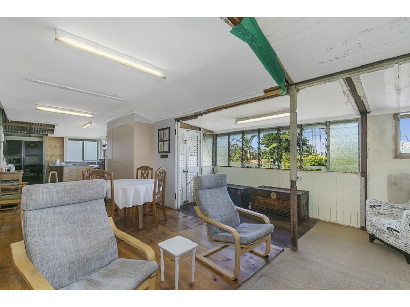 128 Boswell Terrace, Manly QLD 4179