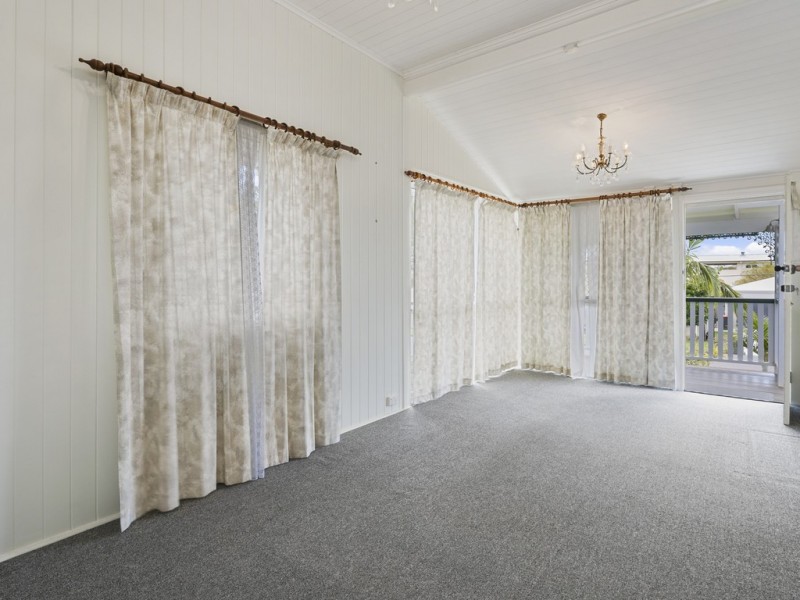 43 LOUIS STREET, Wynnum QLD 4178