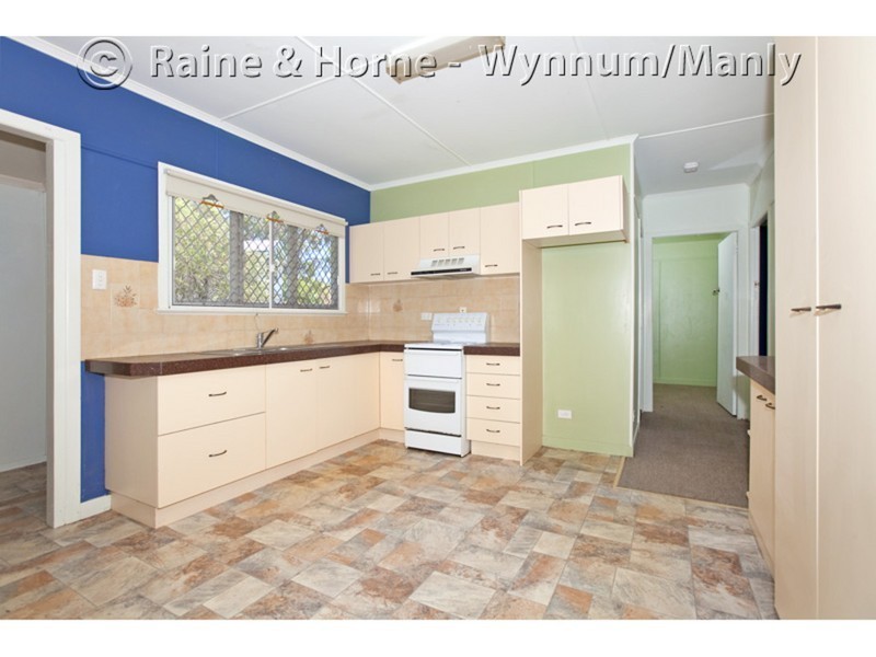 12 Herbert Street, Lota QLD 4179