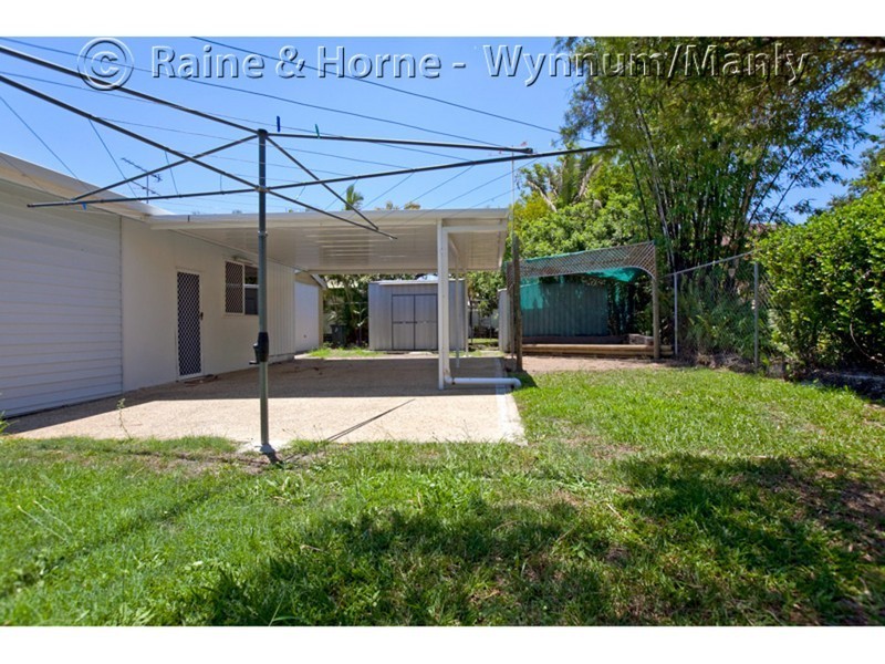 12 Herbert Street, Lota QLD 4179