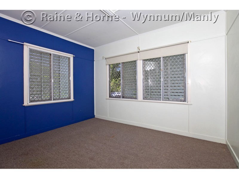 12 Herbert Street, Lota QLD 4179