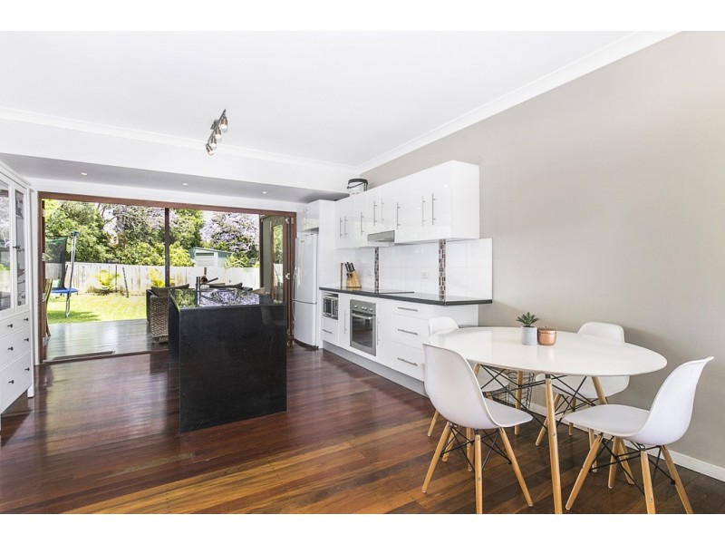 75 HUTTON AVENUE, Wynnum QLD 4178