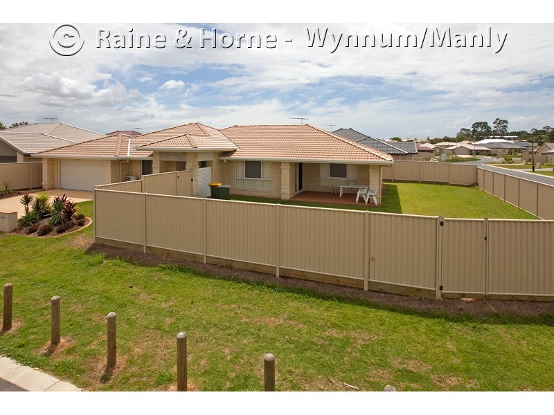 11 Cola Crescent, Wynnum West QLD 4178