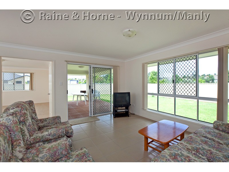 11 Cola Crescent, Wynnum West QLD 4178