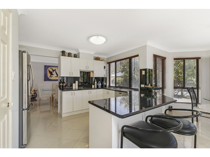116 Petersen Street, Wynnum QLD 4178