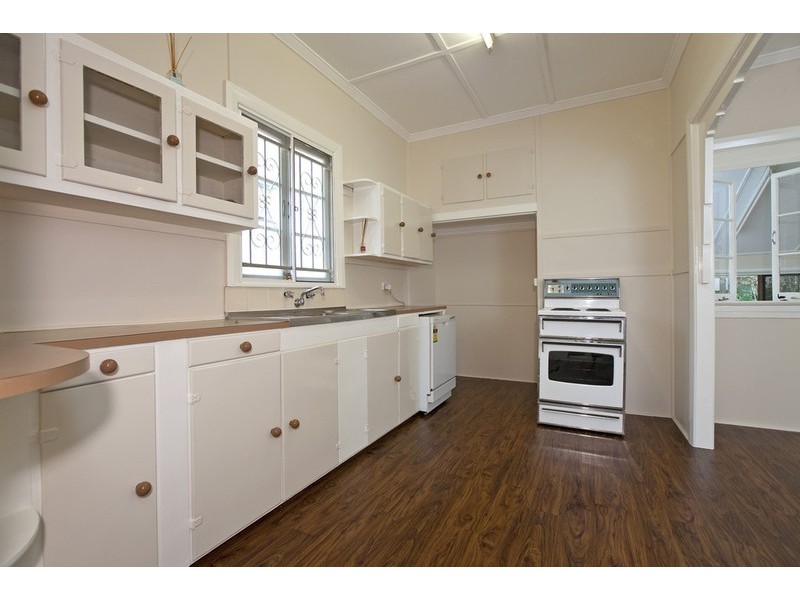 40 Strawberry Rd, Manly West, Manly West QLD 4179