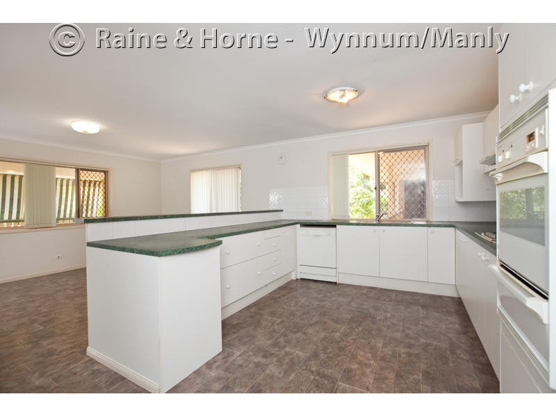 17 Constellation Way, Wynnum QLD 4178