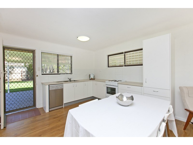 36 Tarwhine Street, Manly West QLD 4179