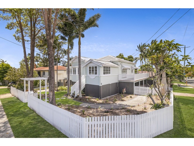 56 Carnation Street, Wynnum QLD 4178