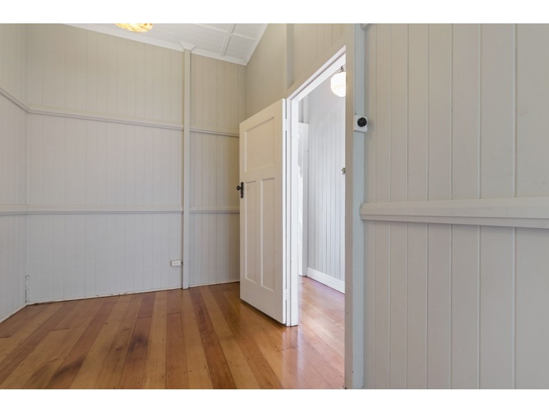 56 Carnation Street, Wynnum QLD 4178