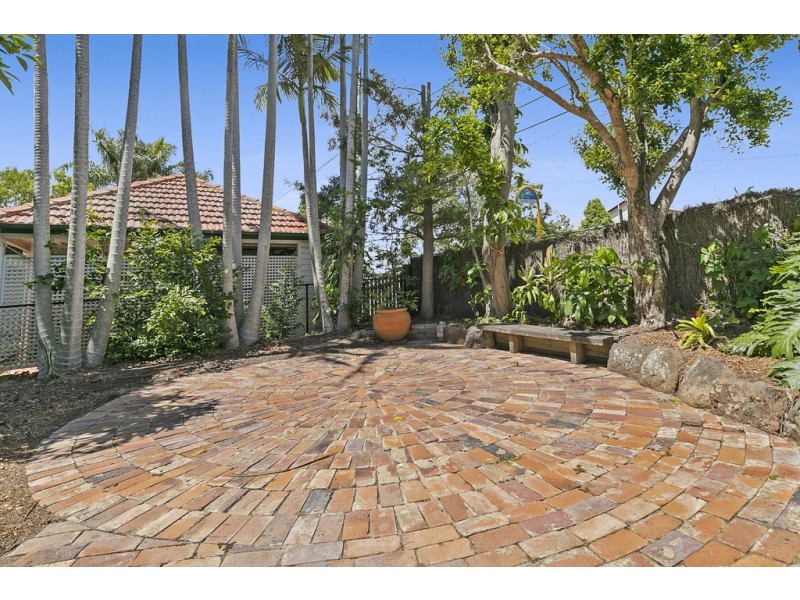 56 Carnation Street, Wynnum QLD 4178